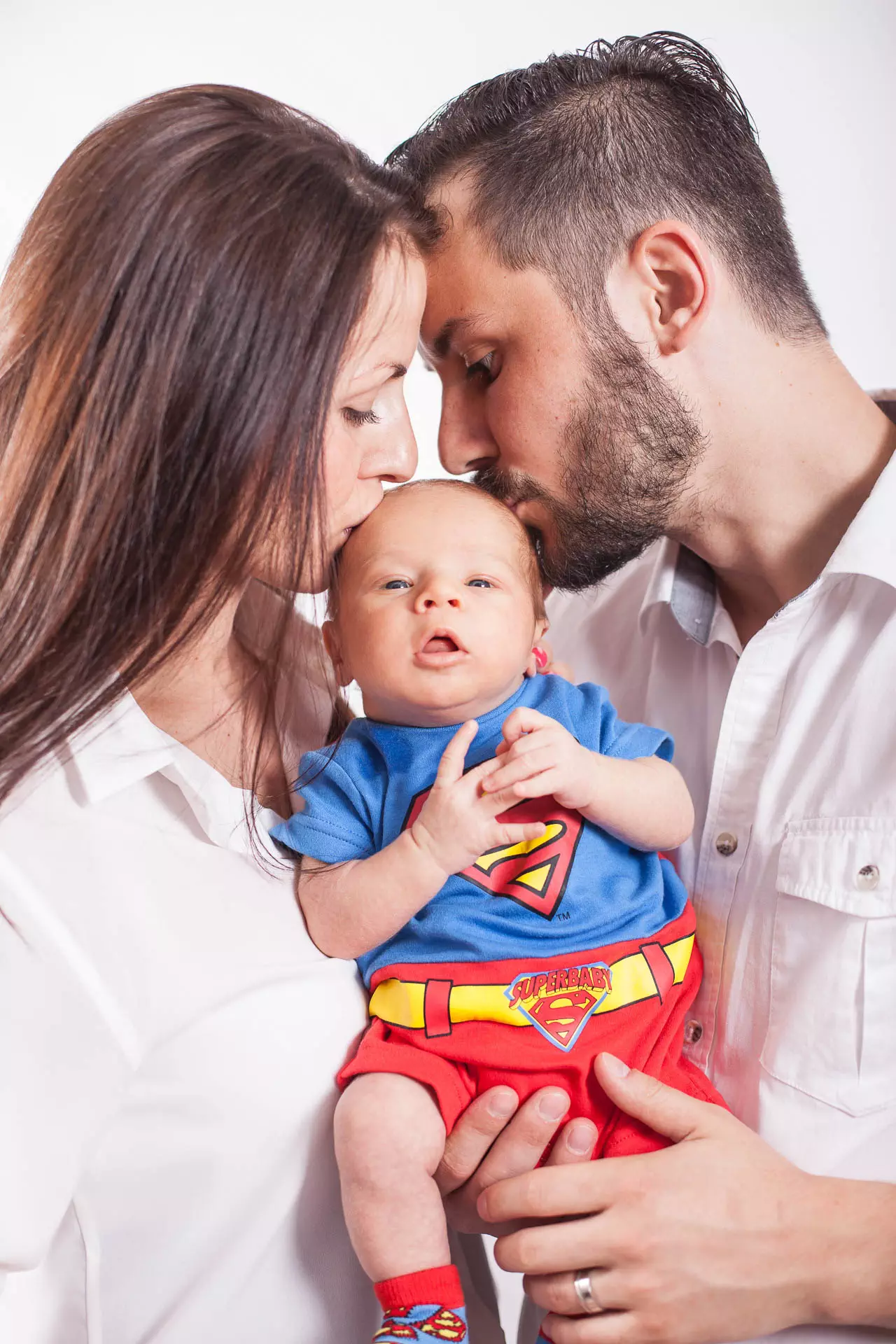 Rodinná fotografie s dieťatkom Superman
